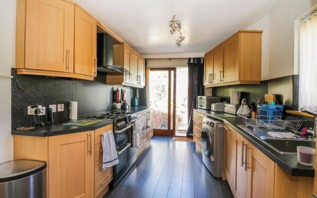 2 Craigarbel Crescent, Montrose