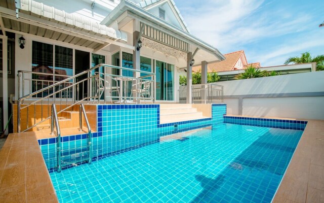 Baan Indoor Pool Villa