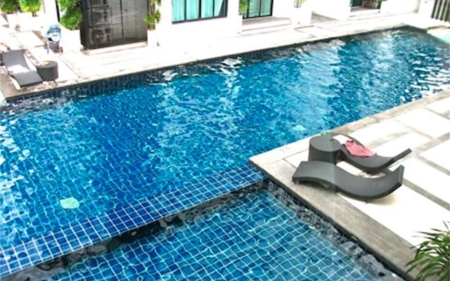 Kamala Regent 2 bedrooms Apartment