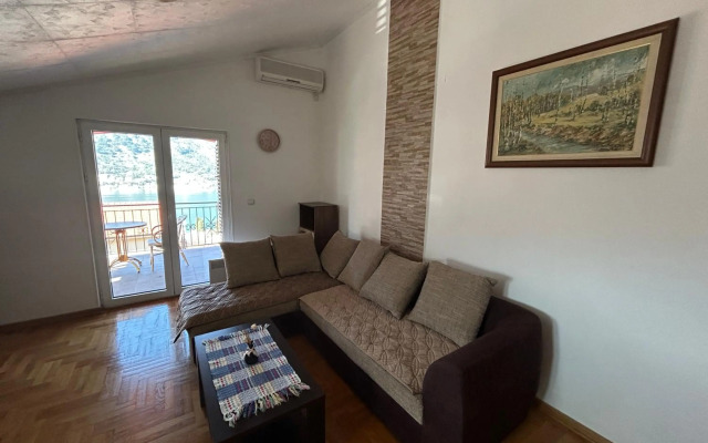 Apartments Lazarevic