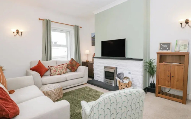 3 Nixon Terrace