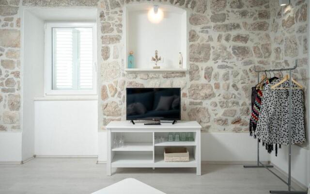 Exclusive Boutique Seaside Suites