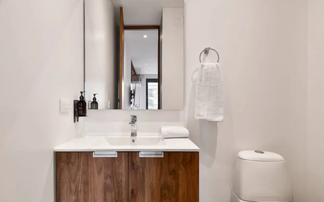 Radiant Loft With Amazing View in Virrey