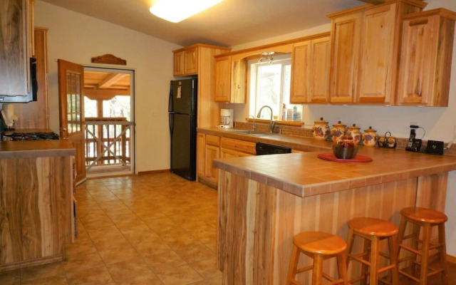 Pine Mountain Retreat