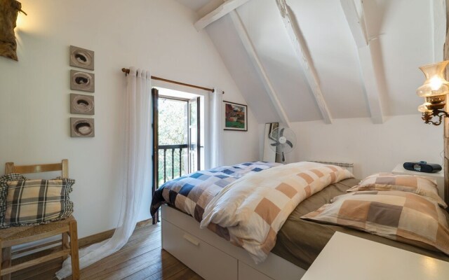 Cozy Mansion in Brandonnet With Swimming Pool