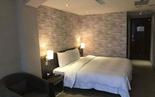 Smile 73 Hotel