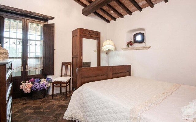 Rose Tower 6 2 in Rome