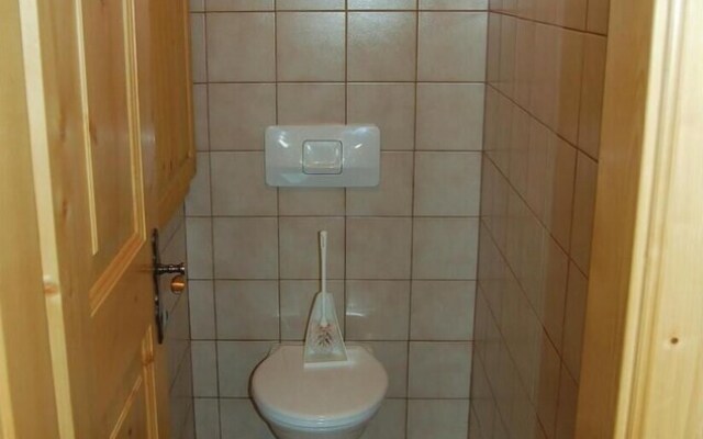 Stunning Home in Kappl With 5 Bedrooms and Wifi