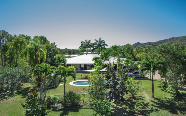 Magnetic Island Bed And Breakfast