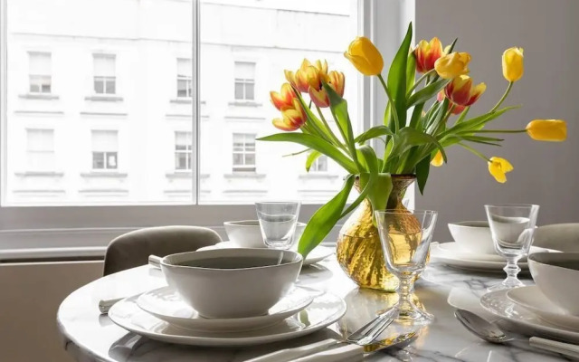 St Stephen's Gardens Viii by Onefinestay