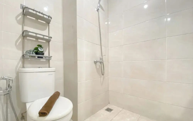 Cozy Studio Apartment At Mustika Golf Residence