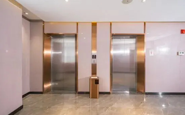 Nanning Meibang Four Seasons Hotel (Rongchuangmao Branch, Shishan Park Subway Station)