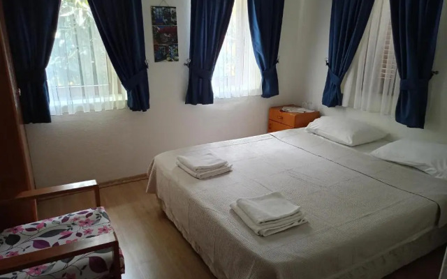 Yukser Hostel