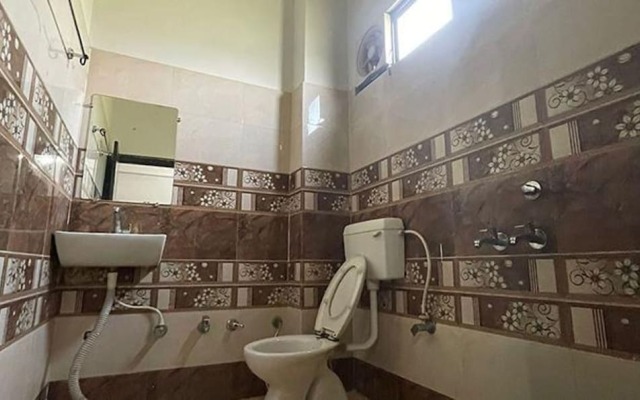 Fabhotel Kalawati Palace