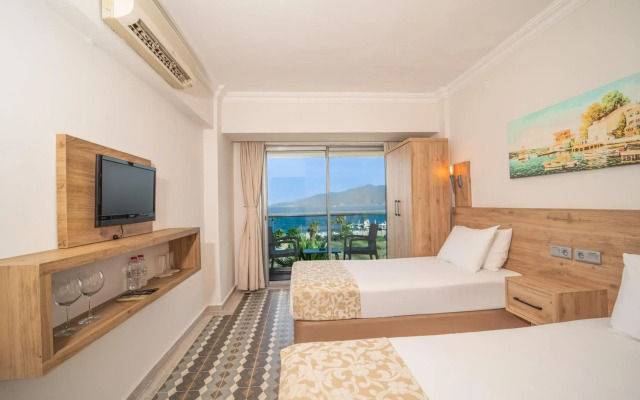 Moda Beach Hotel
