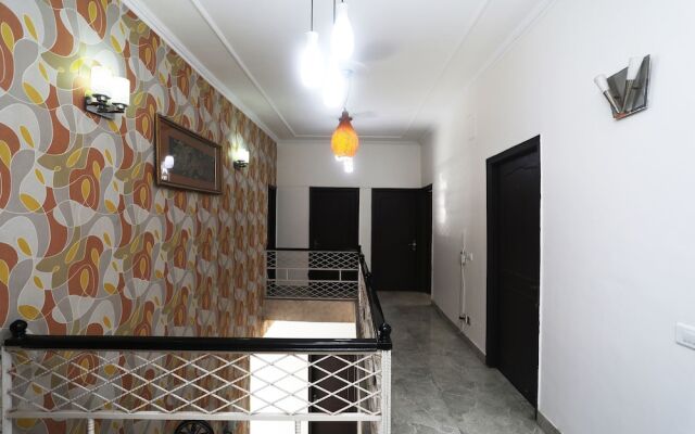 OYO 22270 Sky Inn