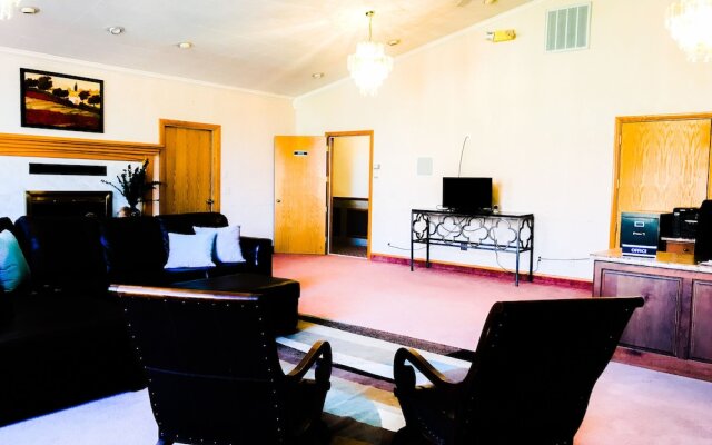 Zion Suites of Hildale