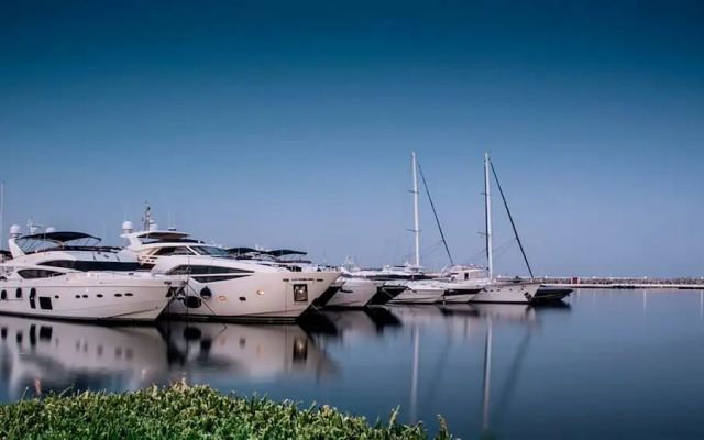 OleHolidays Torre Bermeja frente al mar y jacuzzi