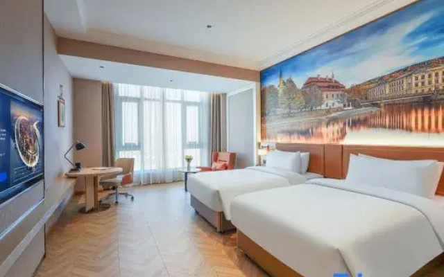 Vienna Hotel (Shuozhou Shanyin South Station Yulong International)