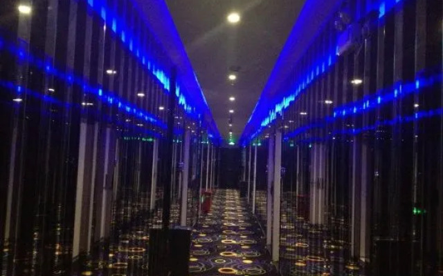 Bole Shi Shang Hotel