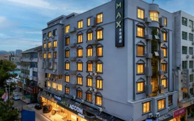 MAXACCOM Future Hotel (Wenzhou Longgang Municipal Government) — 2-star hotel in Wenzhou
