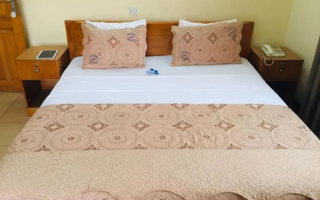 Room-double Room With Garden View