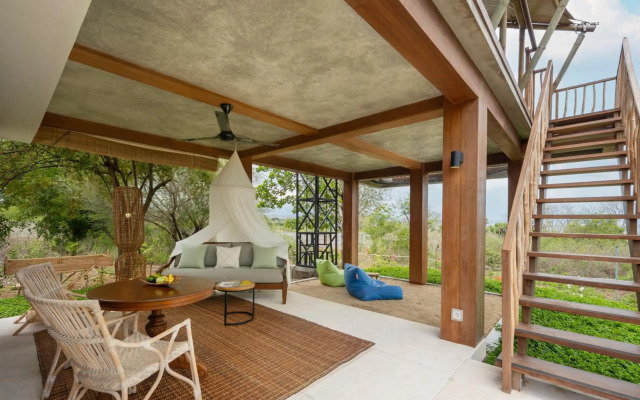 Menjangan Dynasty Resort