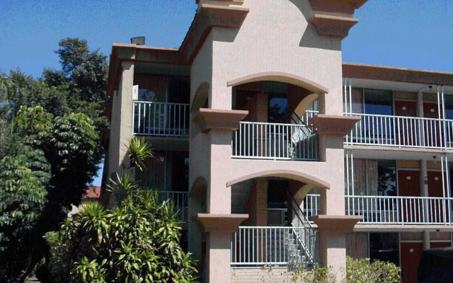Red Carpet Inn Airport and Cruise Port Hotel Fort Lauderdale