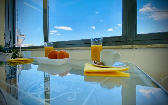 Lovely 50 sq penthouse & 25 sq balcony @ Glyfada