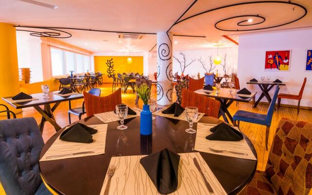 Conforto a Beira Mar no Golden Fortaleza