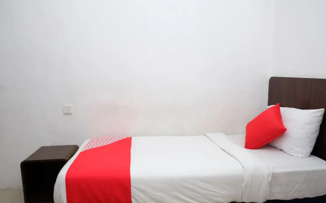 Grand City Hotel I