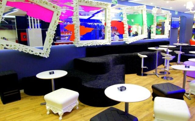 Urban Youth Hostel