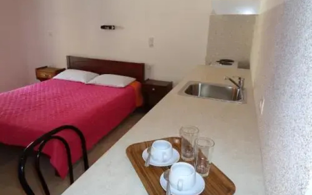 Skyline Rooms & Studios