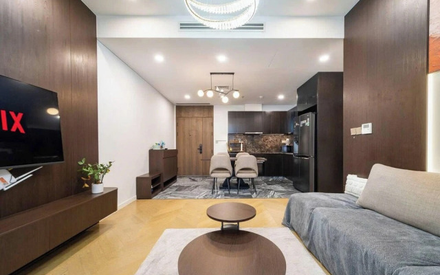 Luxury Lumiere Riverside Urban Apartment