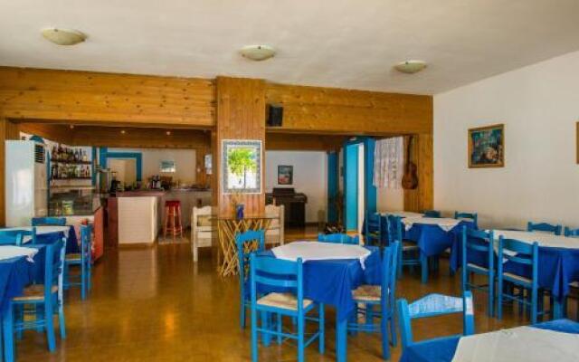 Aparthotel 3 Stars Livadia