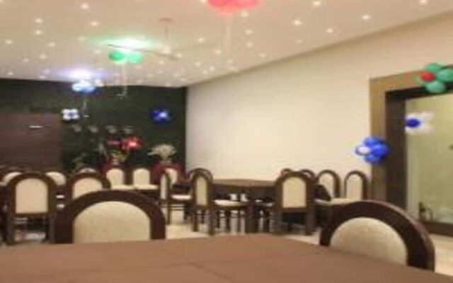 Hotel Surpin Palace