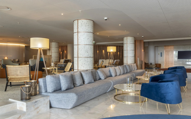 Next Hotel