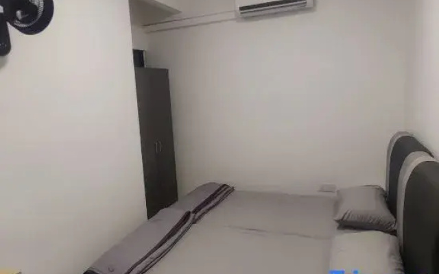 Newly renovated 3 bedroom unit near Kepong MRT station