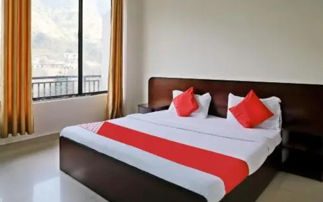 Oyo 24737 Shaivy Homestay And Saini Bhojnalay