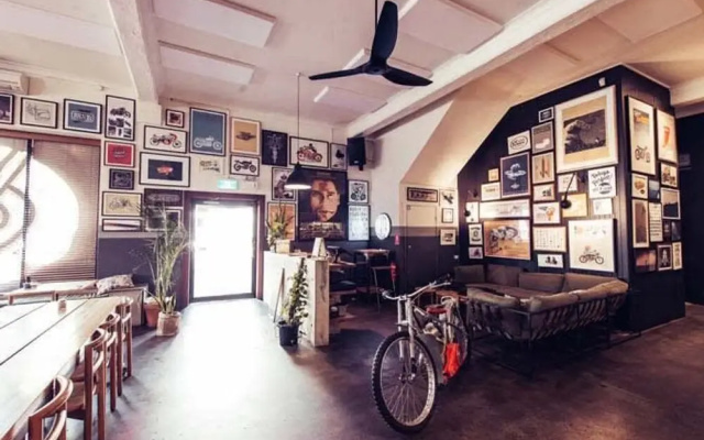 Camperdown Cozy Corner 8