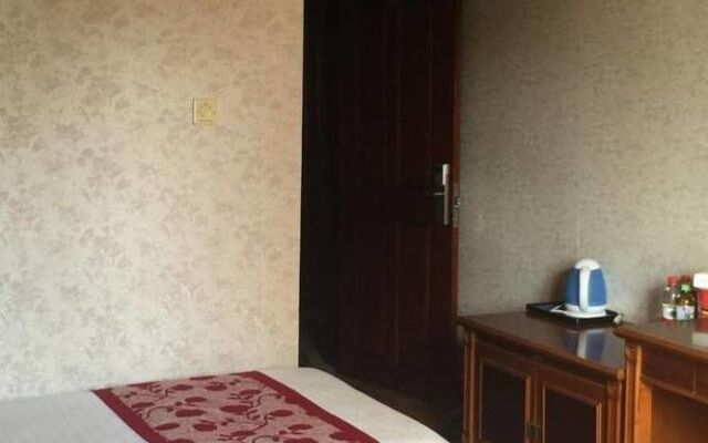 Luoyang New Shengguang Hotel