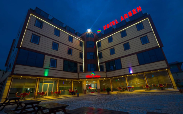 Arsen Hotel