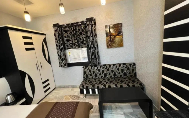 Hotel Sabera by OYO Rooms
