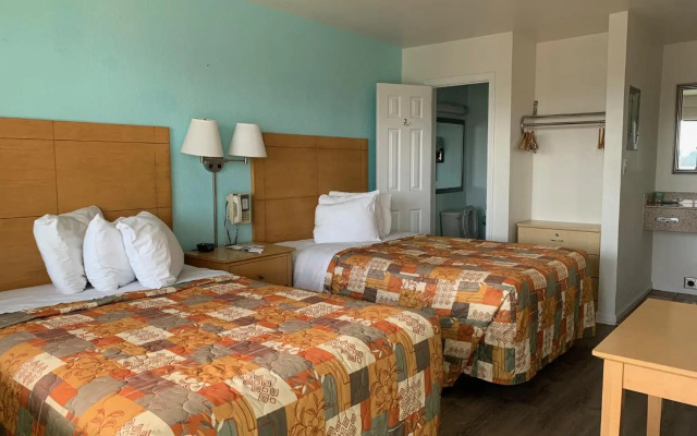 Seahorse Inn and Cottages