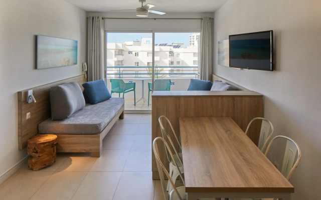 Playa Bella Beach Apartments