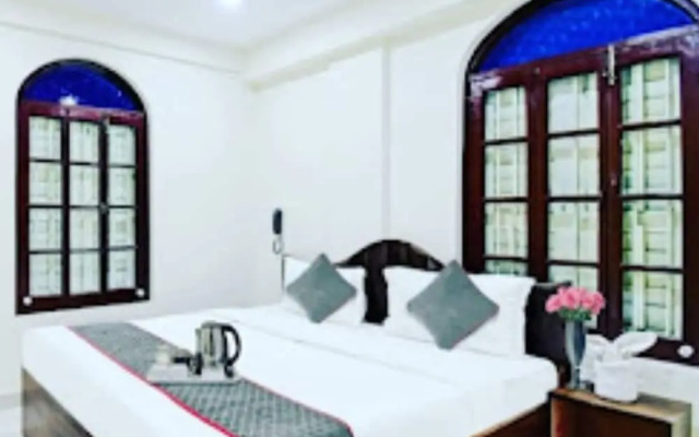 Goroomgo Jheel Mahal New Town West Bengal