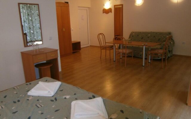 Family Hotel Central