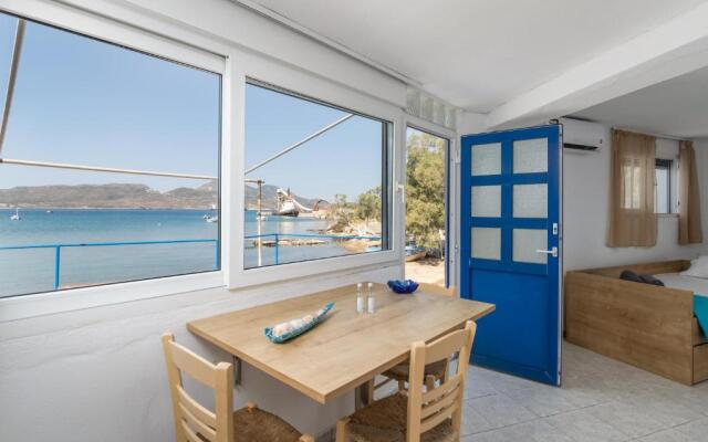 Kanava seafront apartment I