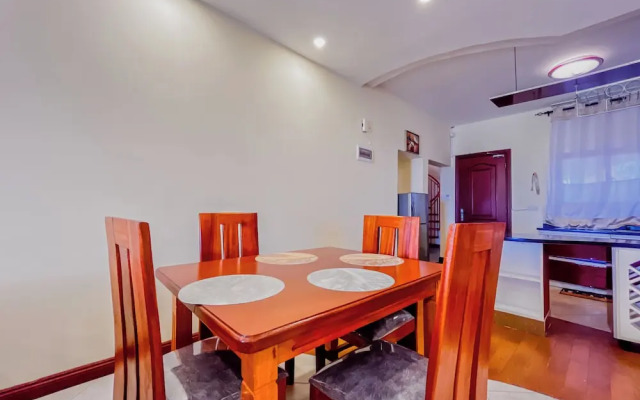 Kuzuri Kwetu Beachfront Apartments