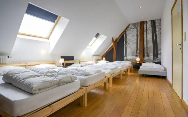 Group Accommodation for Families in Houyet